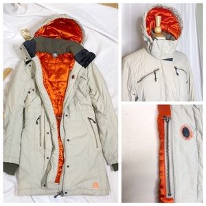 Nike ACG Hooded Silk Lined Winter Coat
